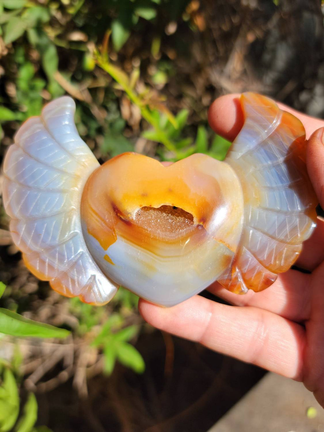 Agate Winged Hearts, Wings of Serenity: Heartfelt Transformations Await - SOUTHBAYSALTS 