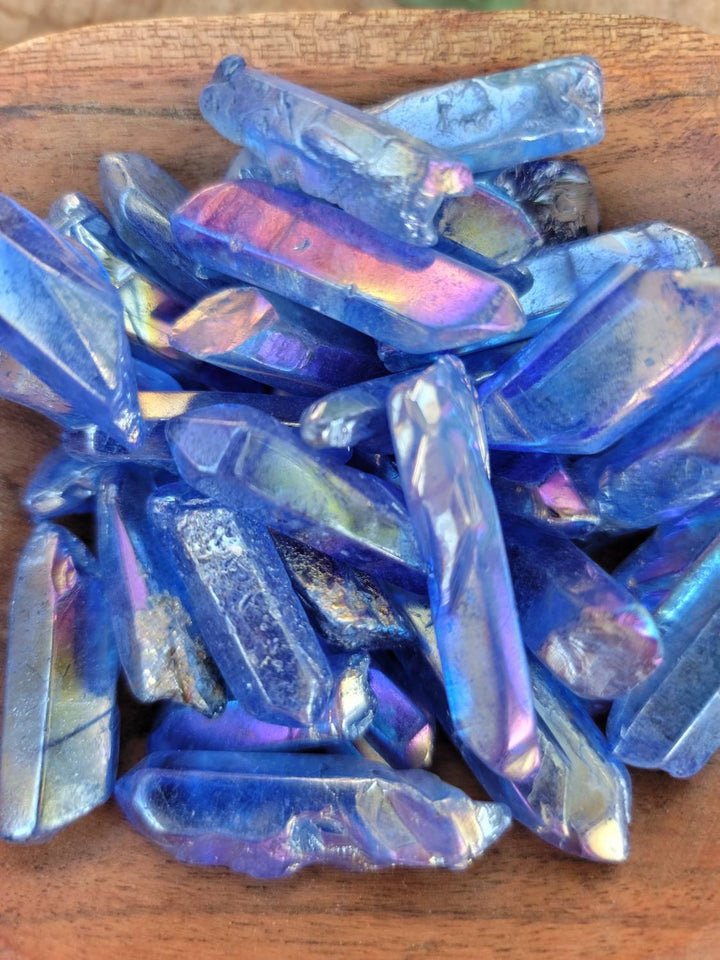 Aura Crystal Points, Spark Your Spirit: The Radiance of Aura Quartz - SOUTHBAYSALTS 