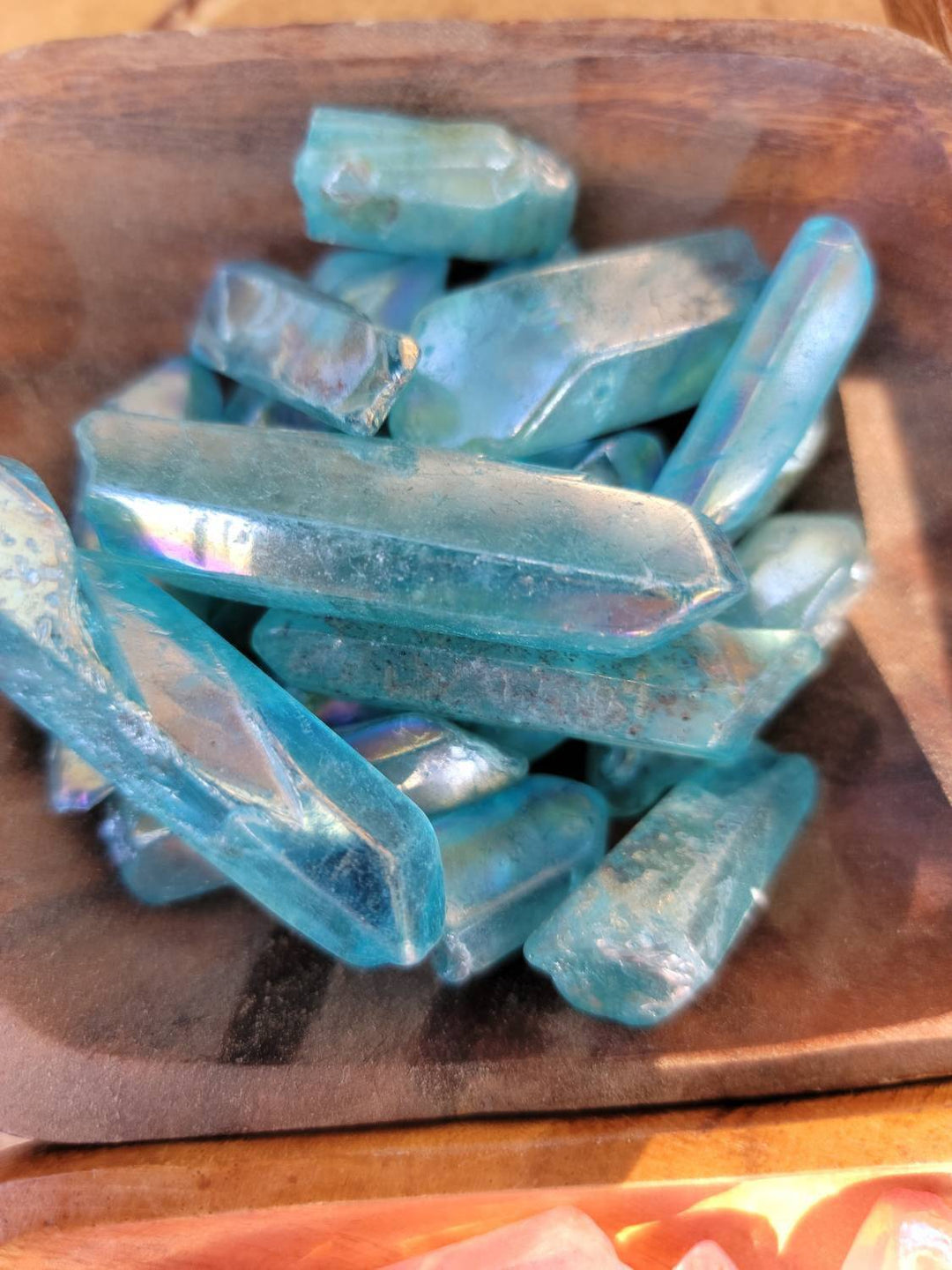 Aura Crystal Points, Spark Your Spirit: The Radiance of Aura Quartz - SOUTHBAYSALTS 