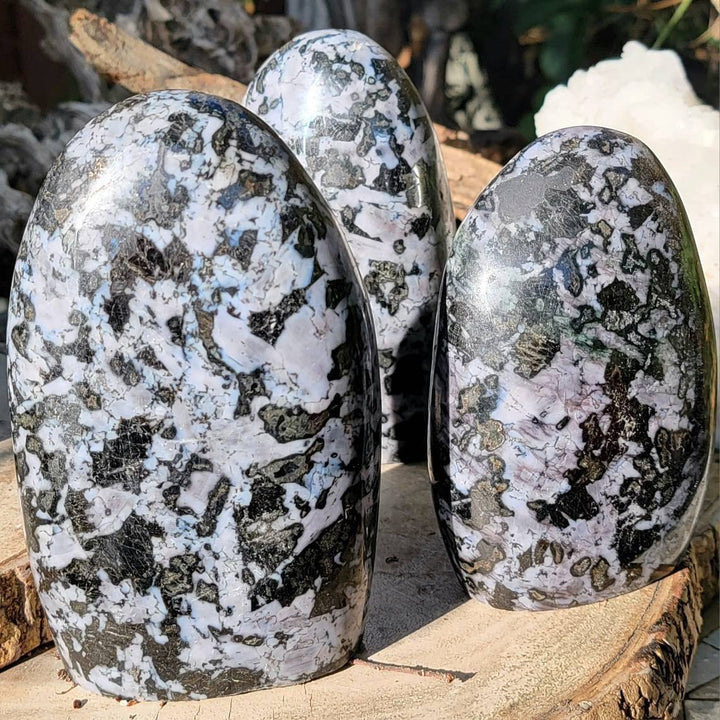 Mystical Merlinite, Heavenly Harmony: Discover the Wonders of Mystical Merlinite - SOUTHBAYSALTS 