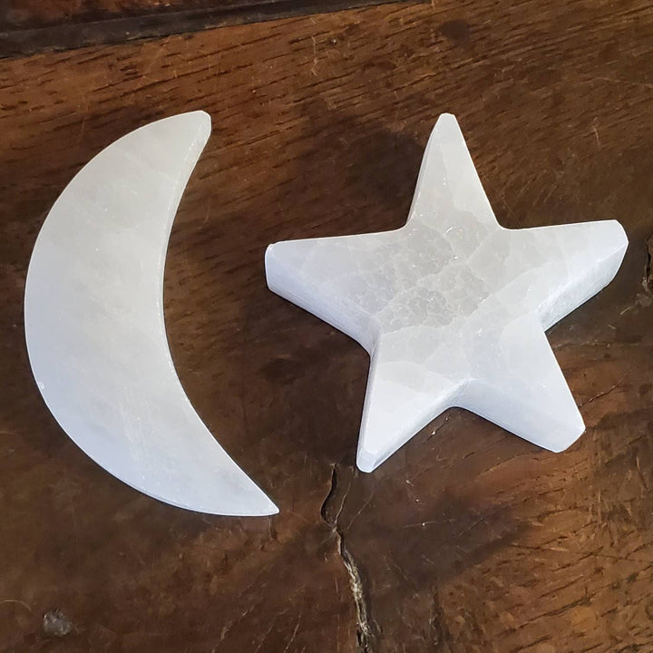 Moraccan Selenite Crescent Moons and Selenite Stars for Energy Cleansing, Carved Selenite perfection from Morocco. - SOUTHBAYSALTS 