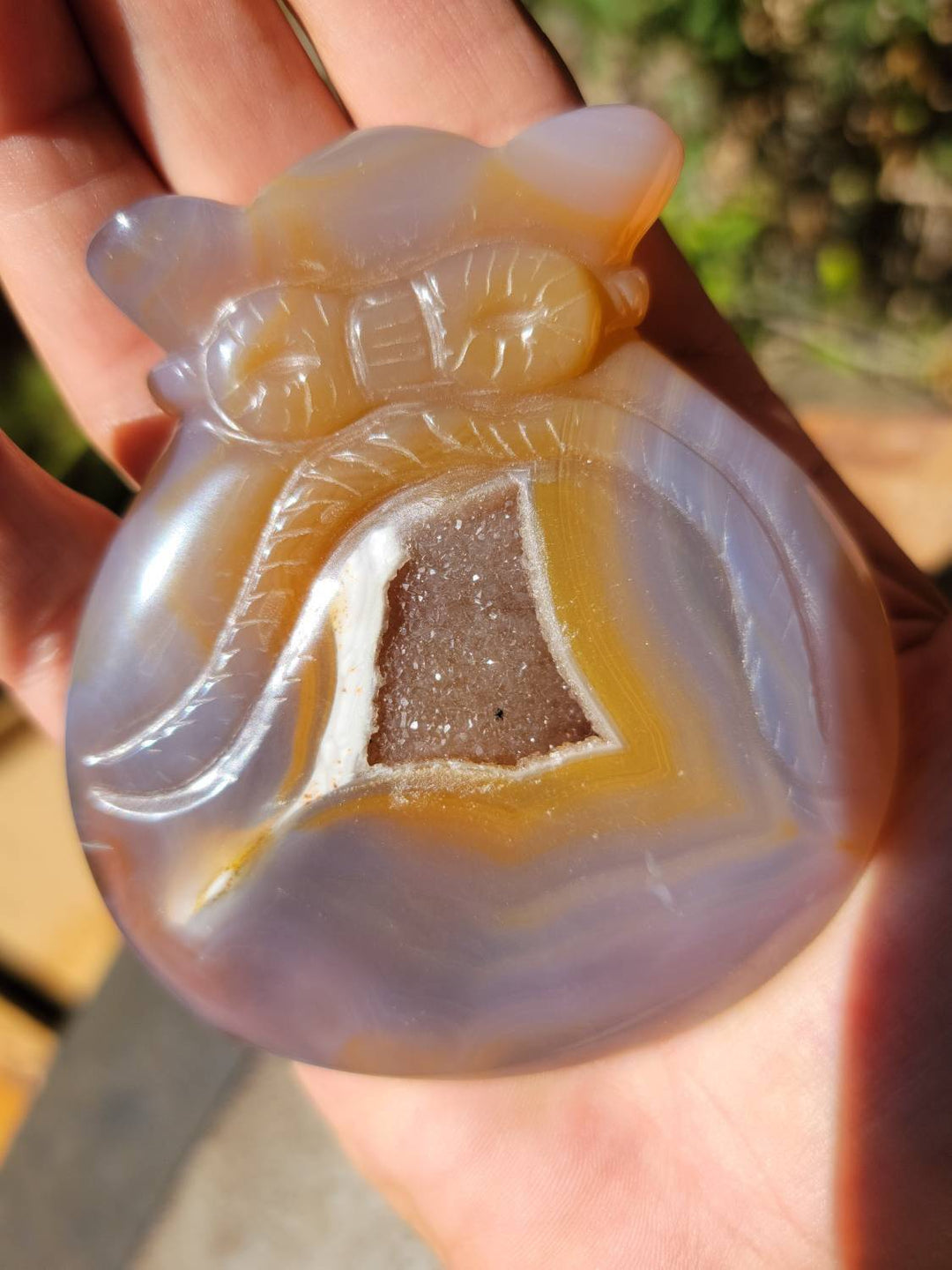 Polished Agate Abundance Bags, Hand Carved Agate with Druzy Carvings as Bags, Druzy Agate Carvings - SOUTHBAYSALTS 