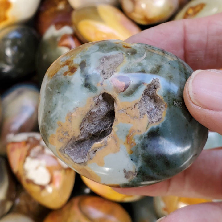 Polished Desert Jasper aka Polychrome Jasper Stones, Picture perfect Jasper for Tranquility and Protection - SOUTHBAYSALTS 