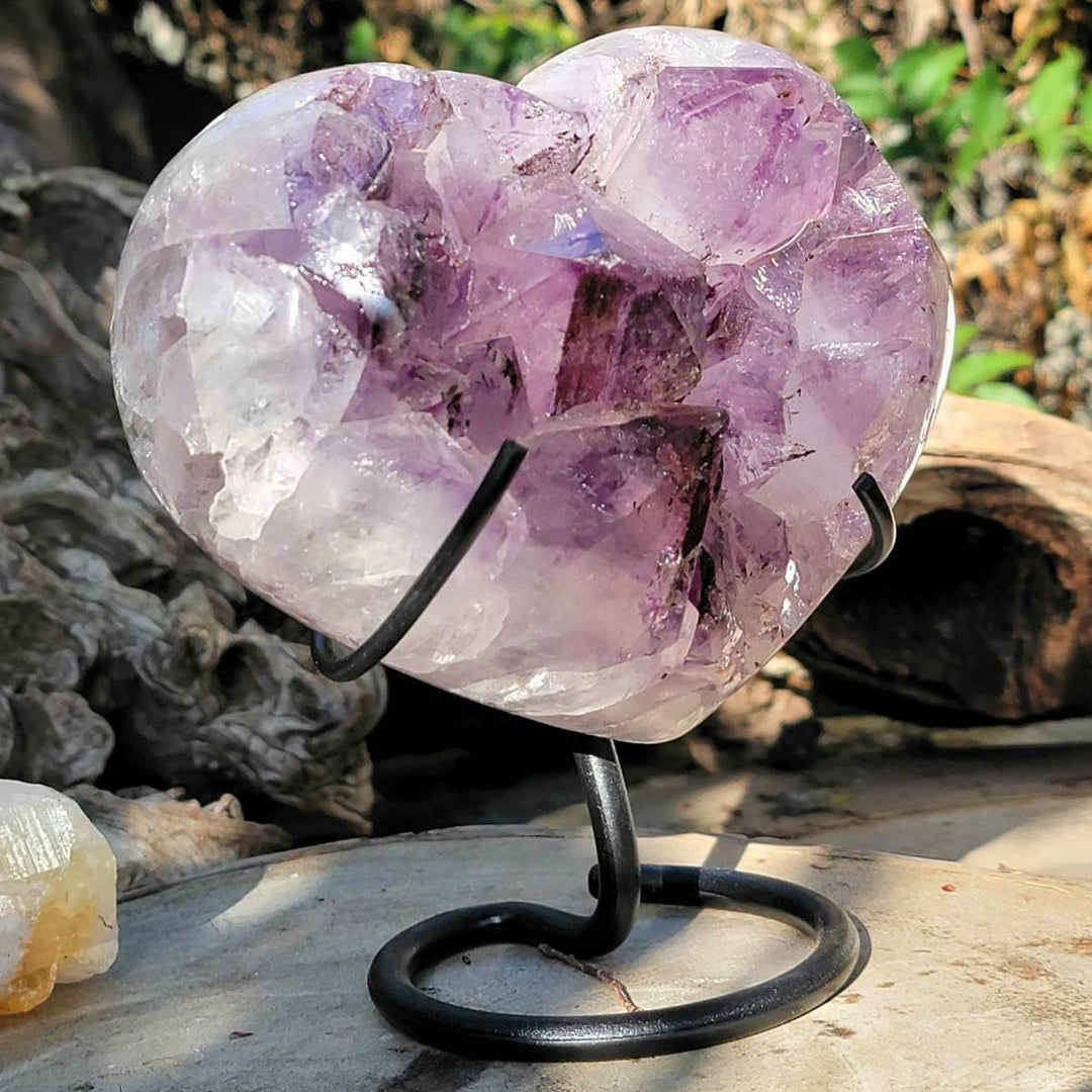 Amethyst Heart on a Custom Stand, Heart of Transformation: Unveil the Love Within - SOUTHBAYSALTS 