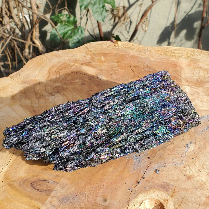 Carborundum, Dreamer's Delight: Carborundum's Sparkle for Grounding and Balance - SOUTHBAYSALTS 