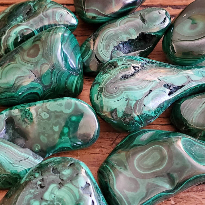 Malachite Pocket Stones, Malachite the Protection Stone, Beautiful Quality Polished Malachite - SOUTHBAYSALTS 