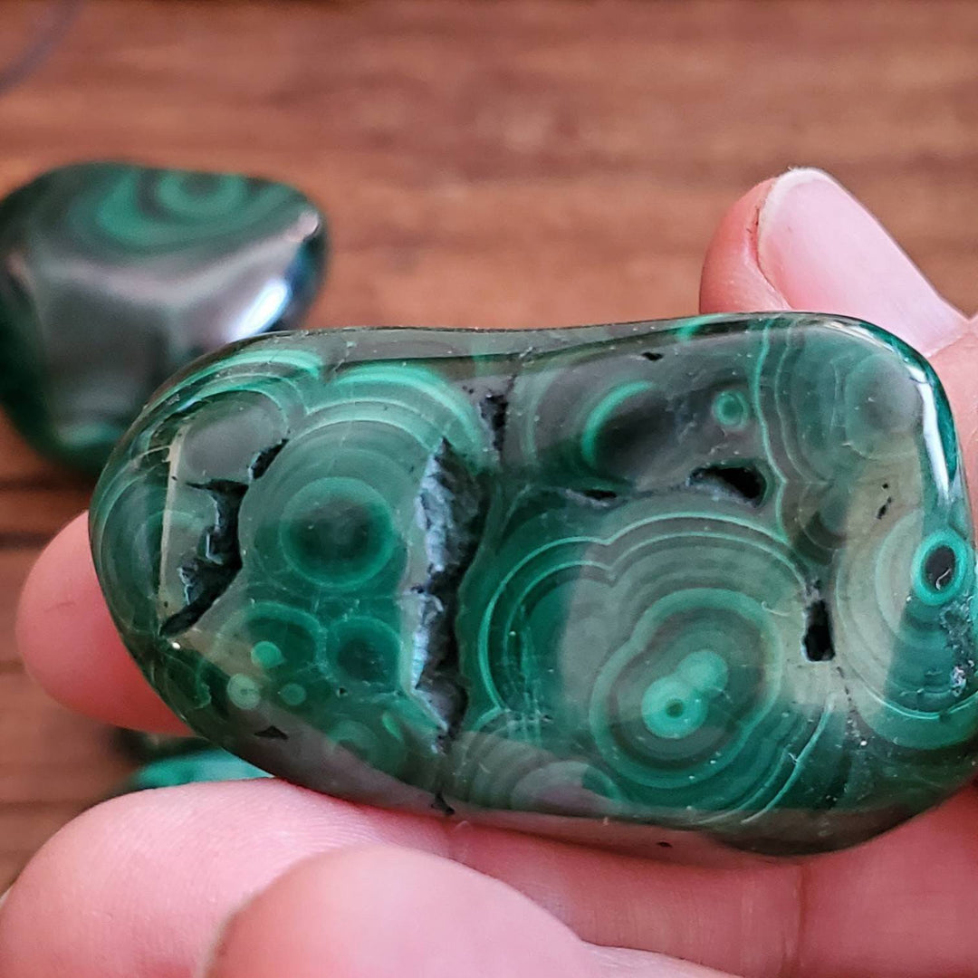 Malachite Pocket Stones, Malachite the Protection Stone, Beautiful Quality Polished Malachite - SOUTHBAYSALTS 