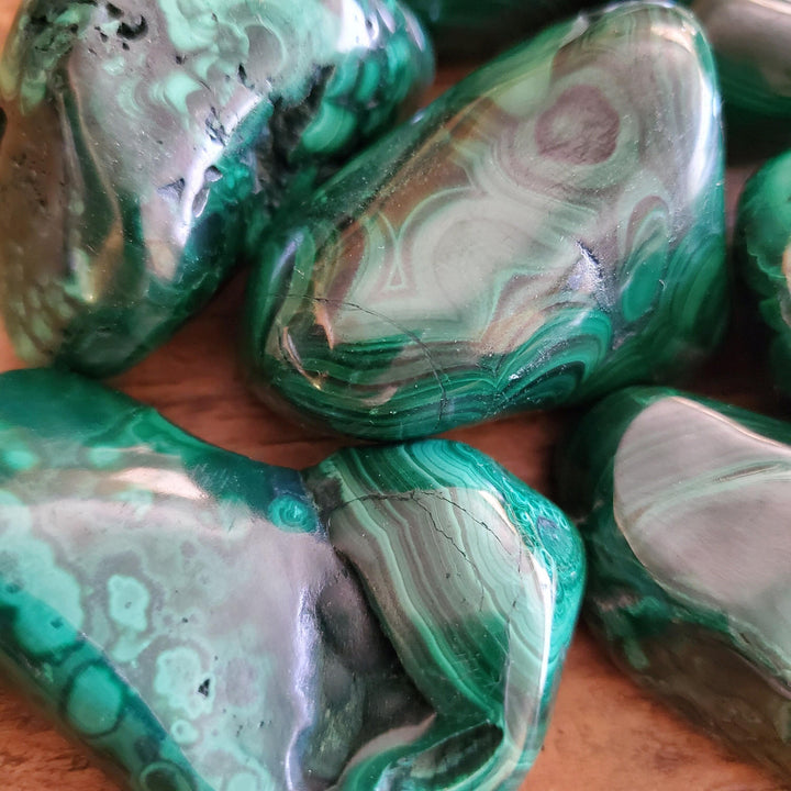 Malachite Pocket Stones, Malachite the Protection Stone, Beautiful Quality Polished Malachite - SOUTHBAYSALTS 