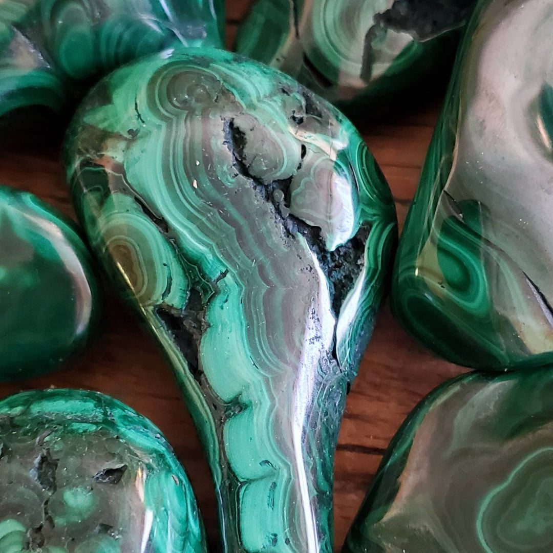 Malachite Pocket Stones, Malachite the Protection Stone, Beautiful Quality Polished Malachite - SOUTHBAYSALTS 