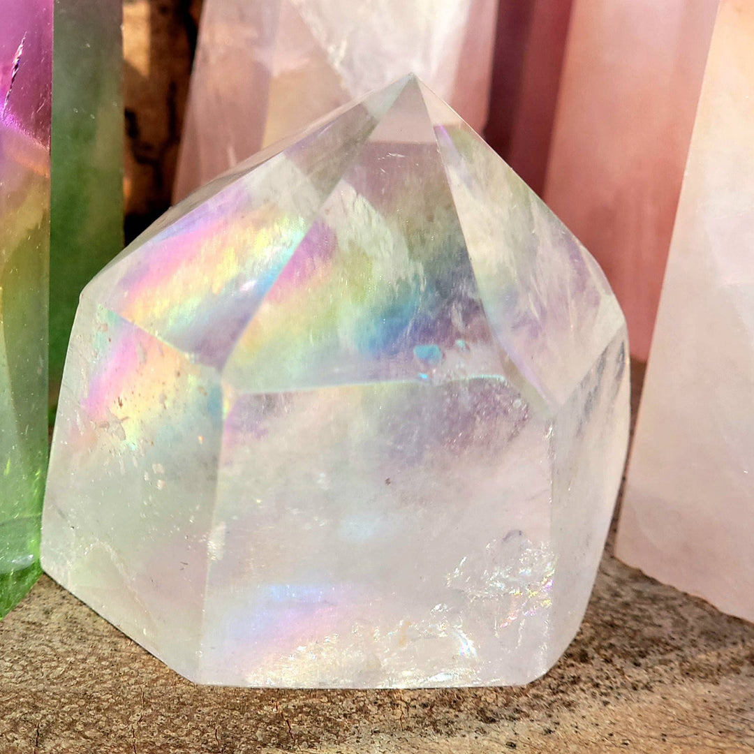 Crystal Towers Assortment, Quartz Quest: Elevate Your Vibe with Crystal Magic - SOUTHBAYSALTS 