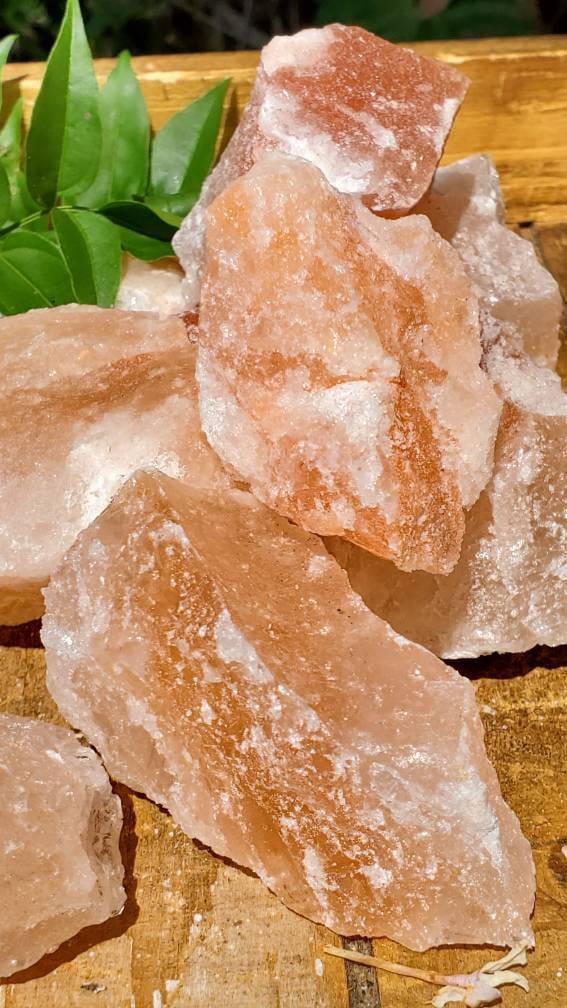 Himalayan Salt Chunks, One Pound Himalayan Salt Crystal, Pink Halite Crystals - SOUTHBAYSALTS 