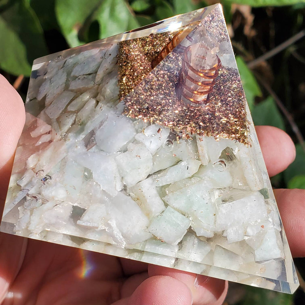 Large Orgonite Pyramid, Orgone Pyramid, Amazonite Orgone Pyramid - SOUTHBAYSALTS 