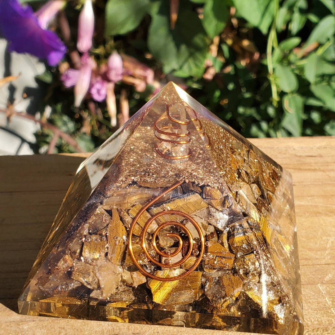 Large Orgonite Pyramid, Orgone Pyramids, Tigers Eye Orgone Pyramid - SOUTHBAYSALTS 