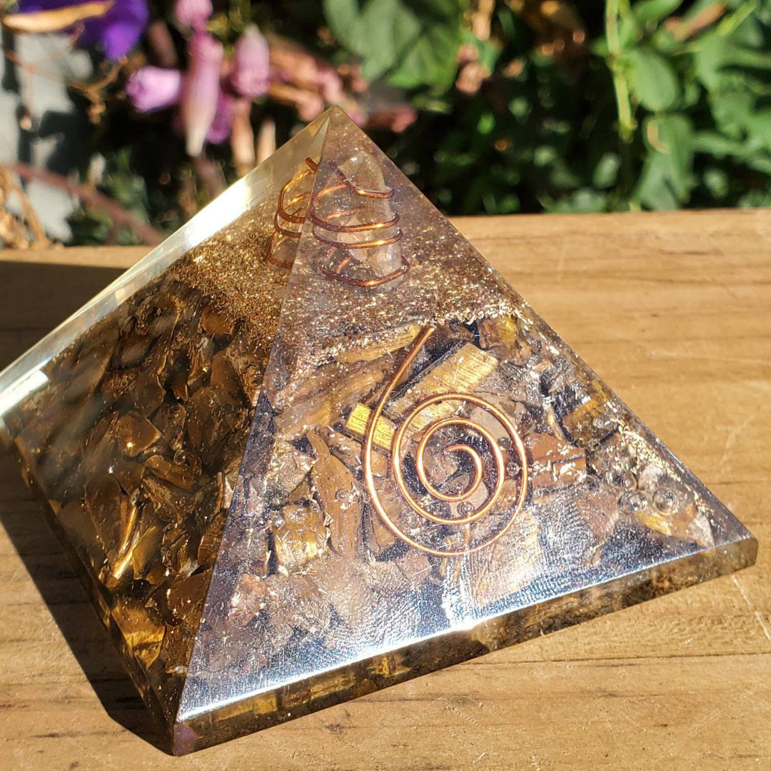 Large Orgonite Pyramid, Orgone Pyramids, Tigers Eye Orgone Pyramid - SOUTHBAYSALTS 