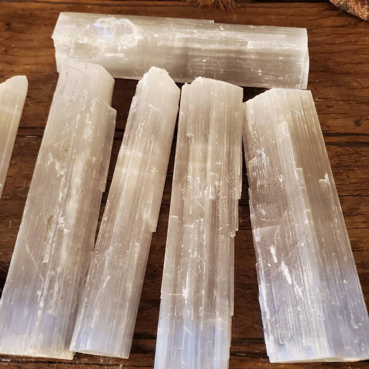 Morrocan Selenite Wands, Energy Cleansing Raw Morrocan Selenite Wands 6" long - SOUTHBAYSALTS 