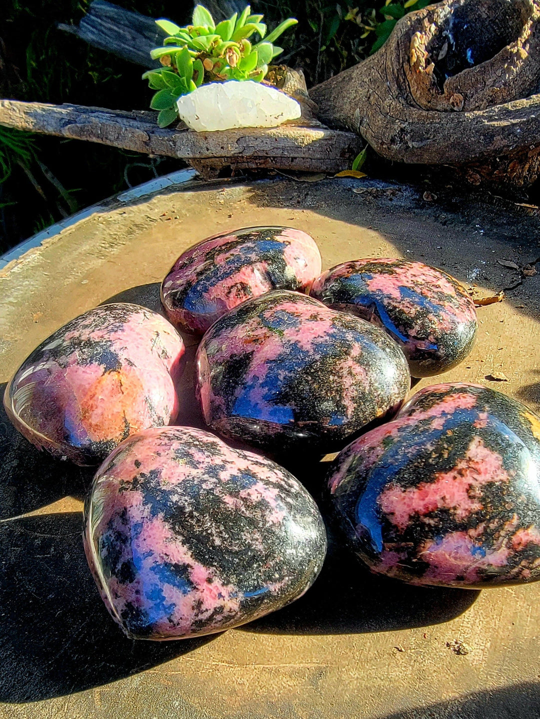 Rhodonite Heart, Stone of Compassion and Balance - SOUTHBAYSALTS 