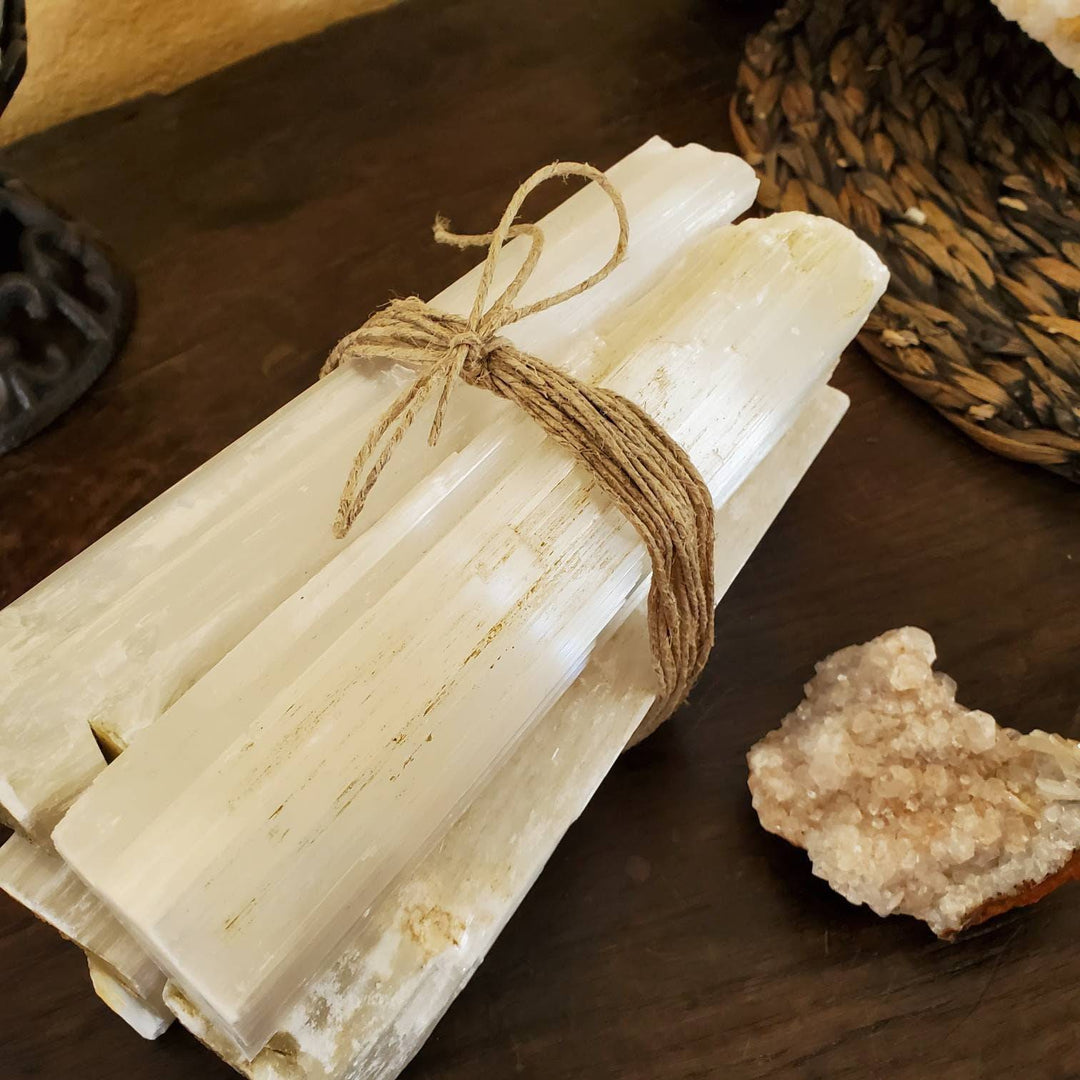 Selenite Gridding Stumps, Raw Selenite Stumps to put in corners of your Sanctuary, House, Property or Studio for Constant Energy Cleansing - SOUTHBAYSALTS 