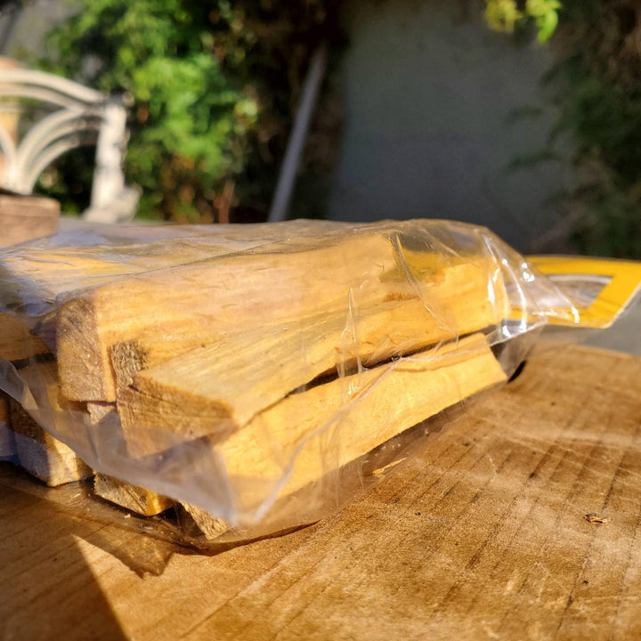 Palo Santo Wood Sticks,  6 thick Sticks per Pack, Sacred Wood, Energy Cleansing Calming Palo Santo Wood. - SOUTHBAYSALTS 