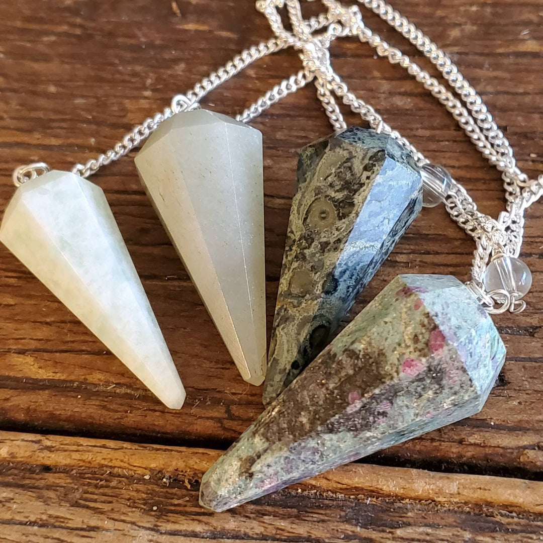 Crystal Pendulums, Sway to Insight: Harnessing the Pendulum for Clarity and Confidence - SOUTHBAYSALTS 