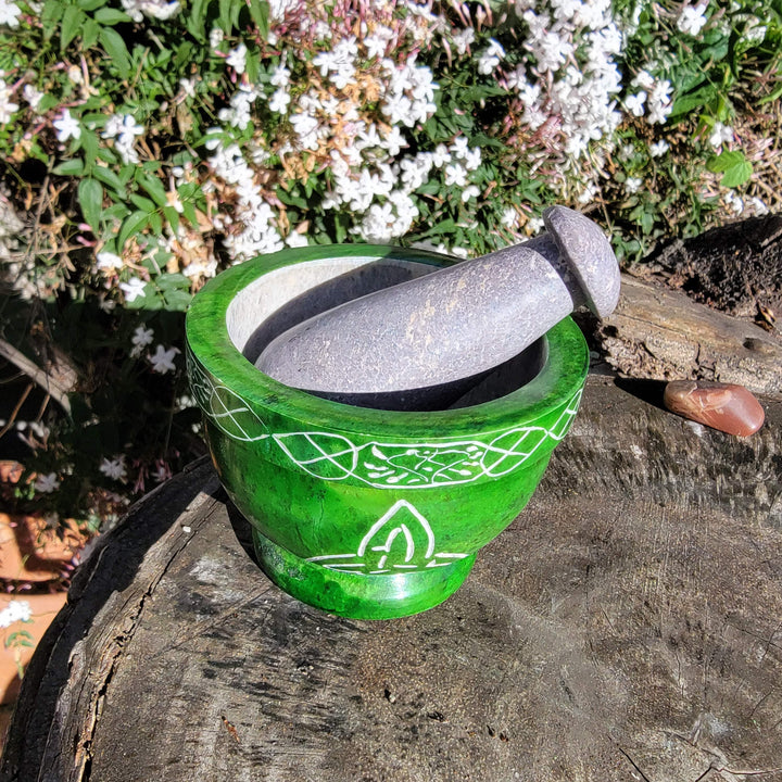 Soapstone Mortar and Pestle with Triquerta Celtic knotwork, - SOUTHBAYSALTS 