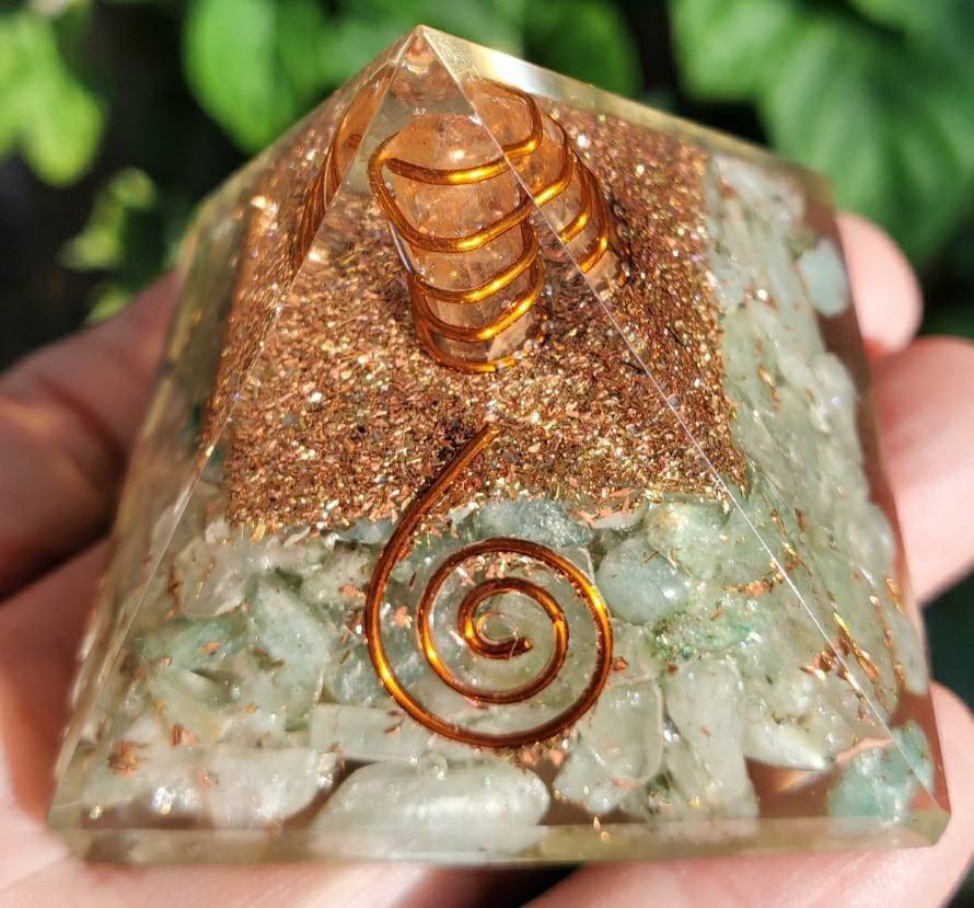 Orgonite Pyramids, Orgone Pyramids, Multiple Choices of Crystal Orgone Pyramids - SOUTHBAYSALTS 