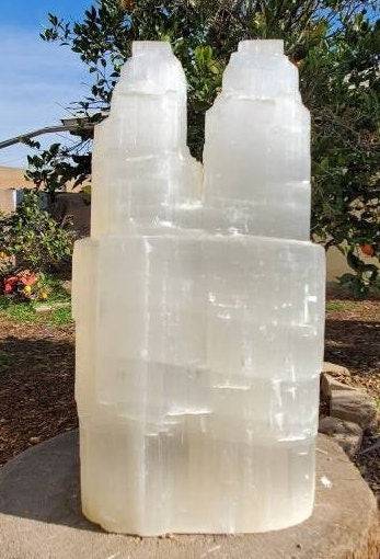 Selenite Lamp, Light up Your Room with Angel's Light - Moroccan Selenite Lamp" - SOUTHBAYSALTS 