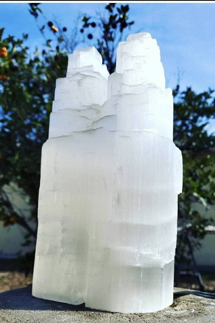 Selenite Lamp, Light up Your Room with Angel's Light - Moroccan Selenite Lamp" - SOUTHBAYSALTS 