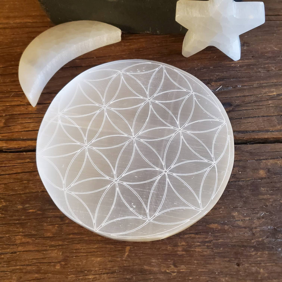 Flower of Life Etched Selenite Plate, Morrocan Selenite Etched Flower of Life Cleansing Plate - SOUTHBAYSALTS 