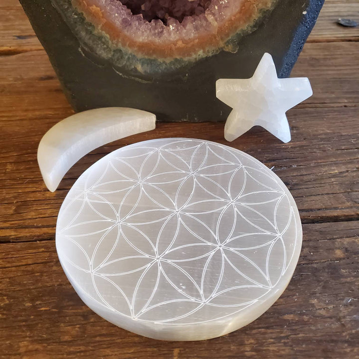 Flower of Life Etched Selenite Plate, Morrocan Selenite Etched Flower of Life Cleansing Plate - SOUTHBAYSALTS 